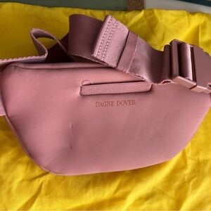 Dagne Dover mini belt  Bag in Soft Pink